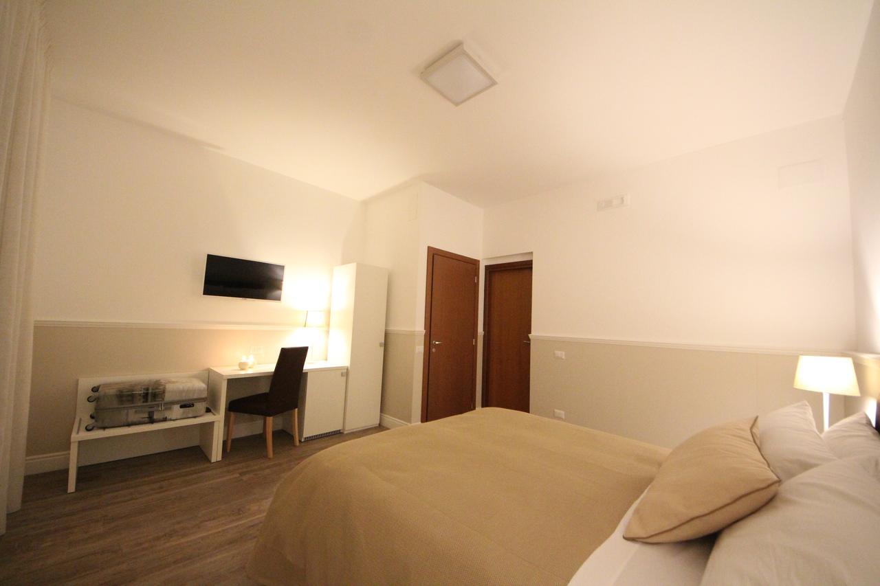 Principe Bed and Breakfast Bari Exteriör bild